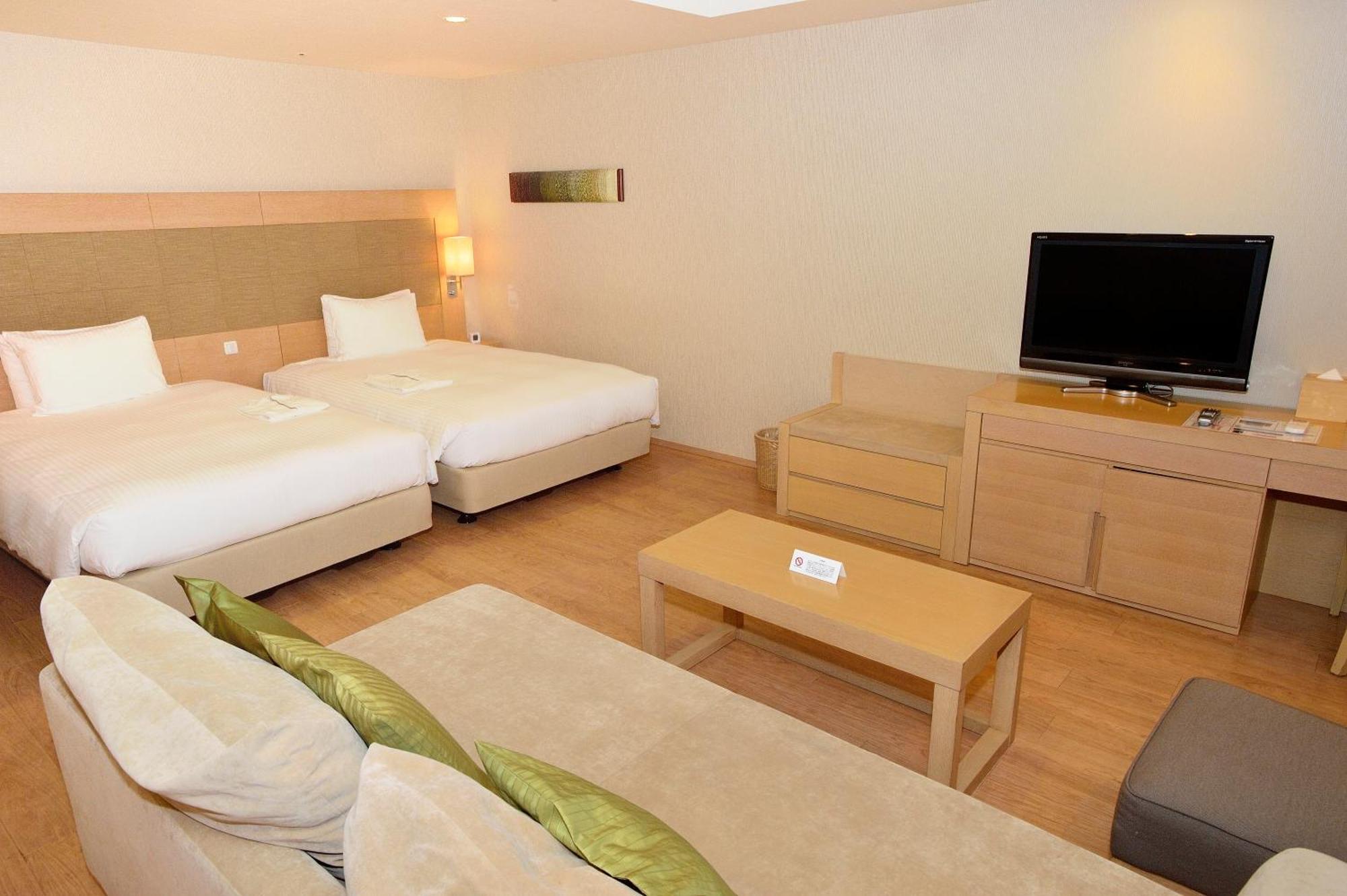 Moon Ocean Ginowan Hotel & Residence Okinawa Extérieur photo