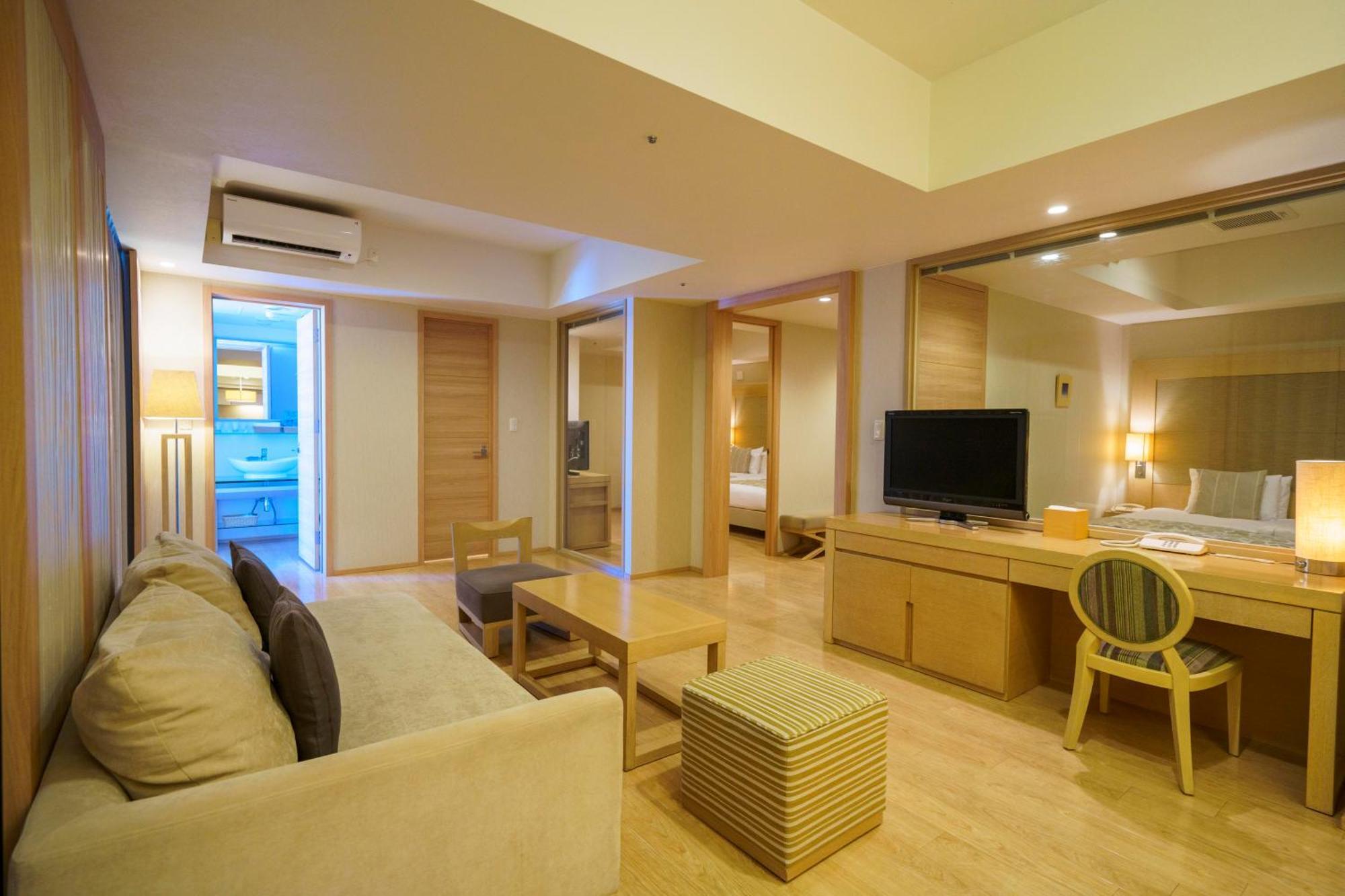 Moon Ocean Ginowan Hotel & Residence Okinawa Extérieur photo